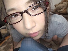 地味メガネのくせに胸を強調したニットを着ている爆乳Hカップ娘をナンパしたら承認欲求の強いドMちゃんでした。　サンプル画像07